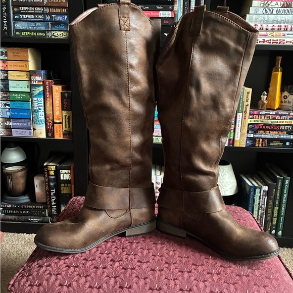 Brown Knee-High Boots - Picture 2 of 7